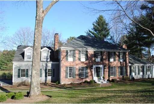 88 Mildred Cir, Concord, MA 01742 - photo 1