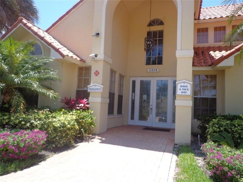 Clubhouse (1)