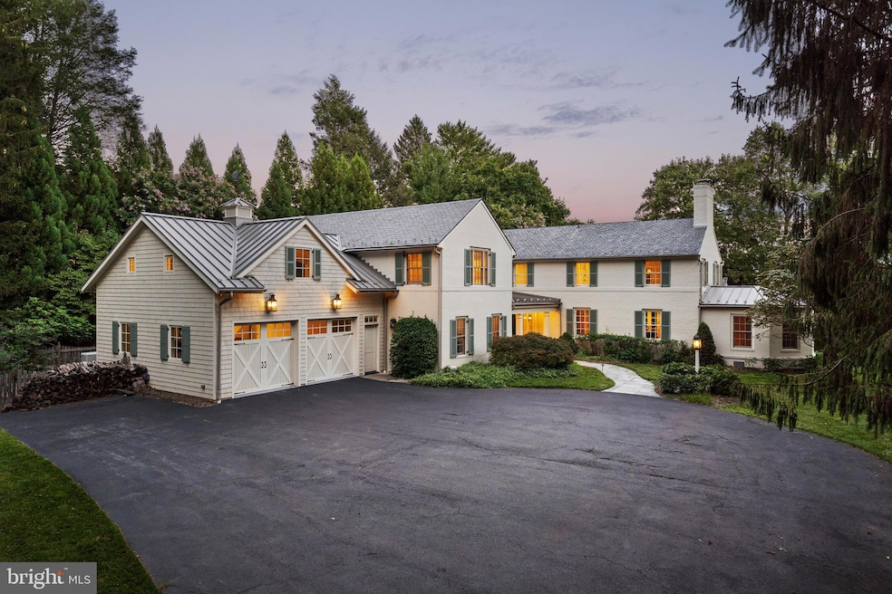 11129 Falls Rd, Lutherville Timonium, MD 21093 - photo 1