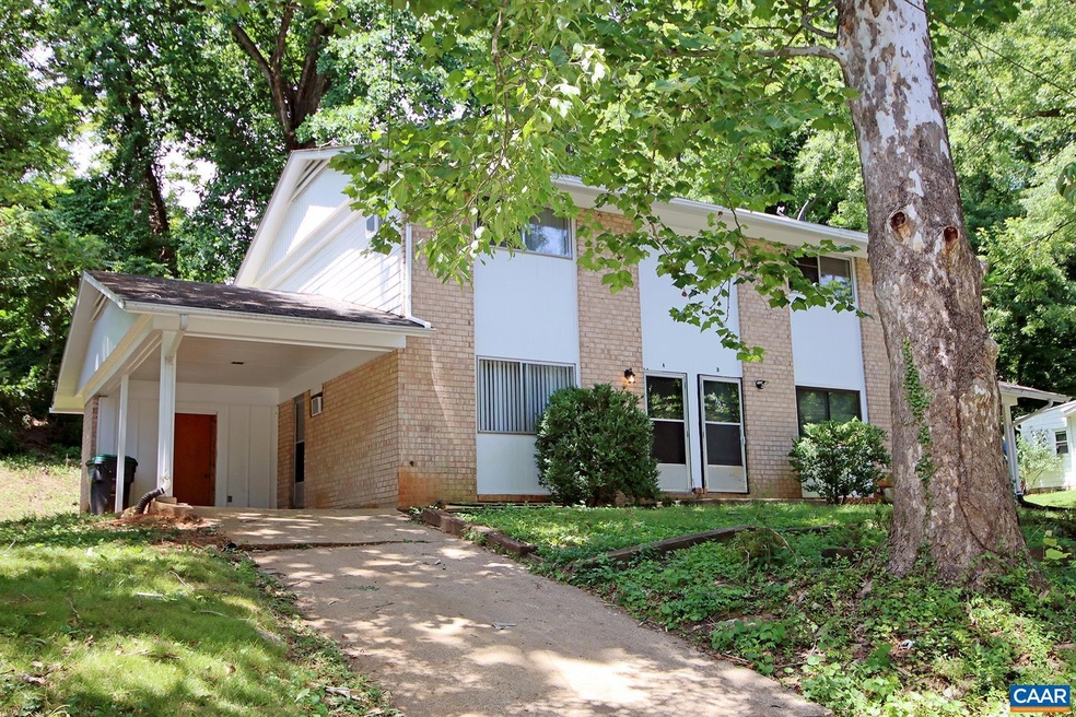 2305 N Berkshire Rd unit A, Charlottesville, VA 22901 - photo 1