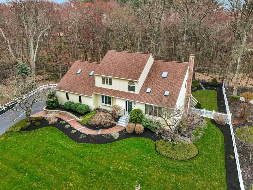 9 Berkeley Dr, Franklin, MA 02038 - photo 1