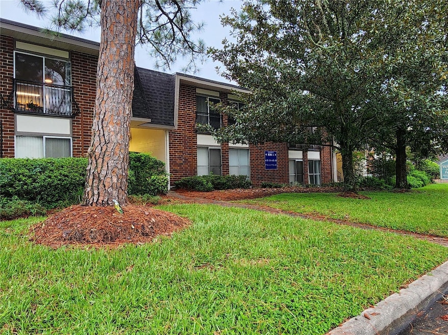1700 SW 16th Ct unit A23, Gainesville, FL 32608 - photo 1