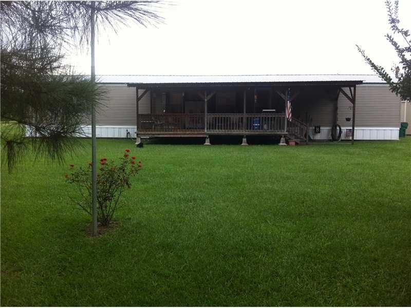 Photo. Front View