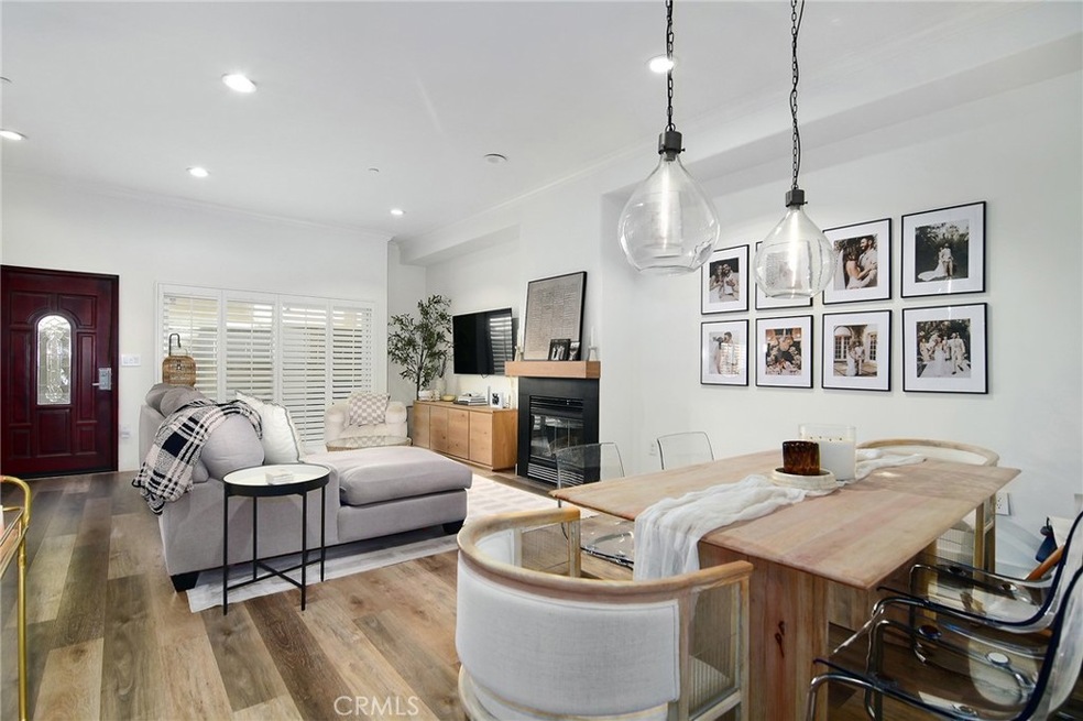 13360 Burbank Blvd unit 16, Sherman Oaks, CA 91401 - photo 1