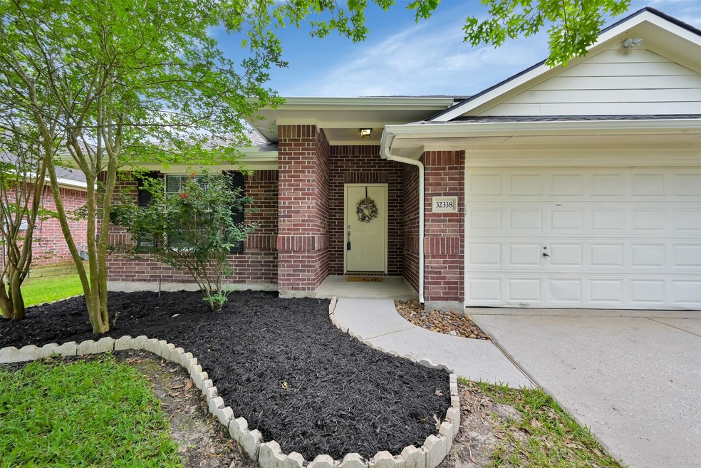 32338 Cross Spring Park Ln, Conroe, TX 77385 - photo 1