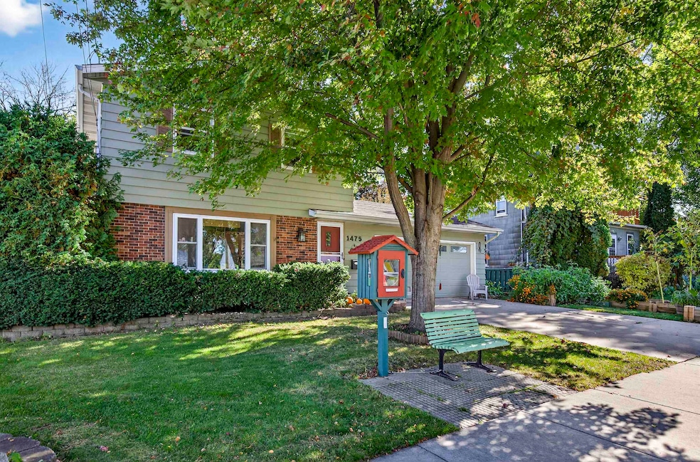 1475 W Prospect Ave, Appleton, WI 54914 - photo 1