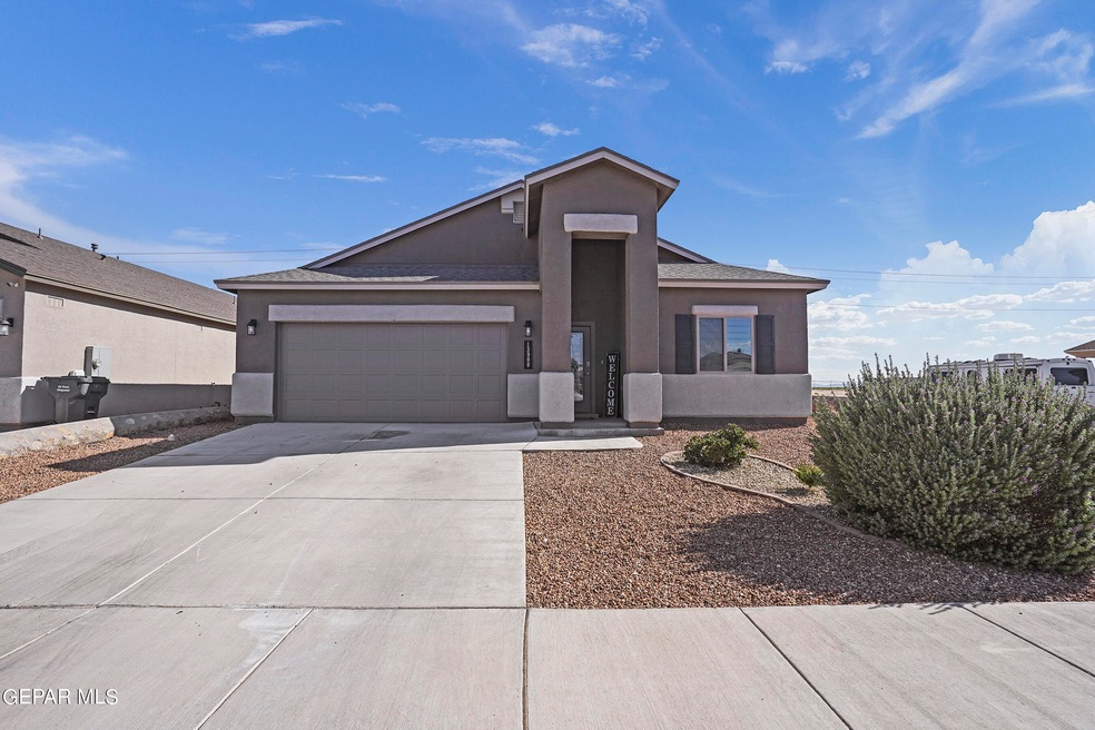 13900 Flora Vista Ave, Horizon City, TX 79928 - photo 1