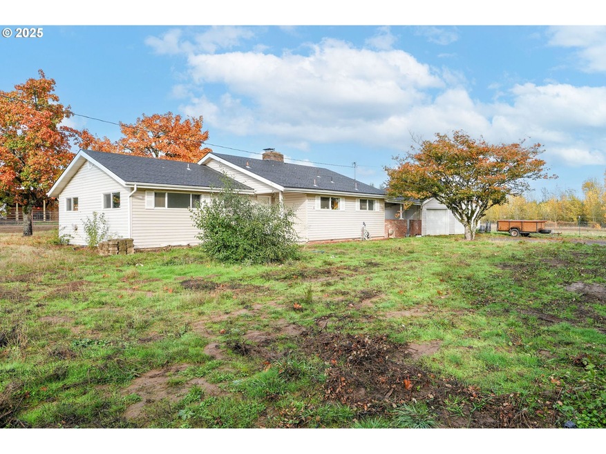 8975 S Pacific Hwy W, Monmouth, OR 97361 - photo 1