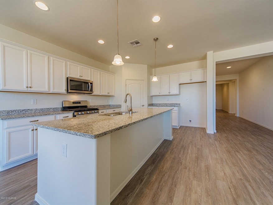 006_Kitchen