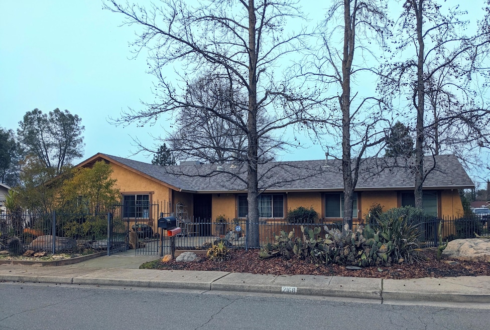 2168 Wilson Ave, Redding, CA 96002 - photo 1