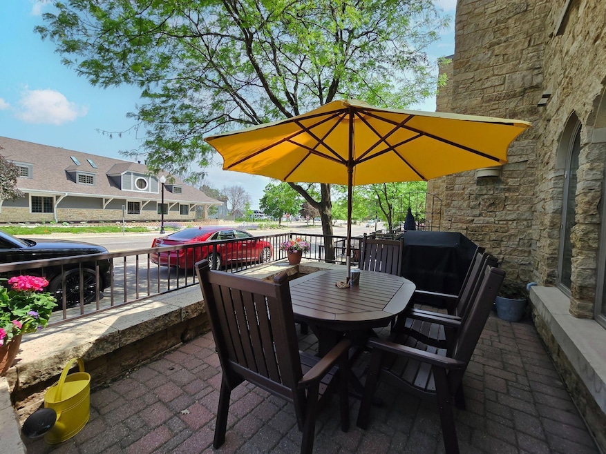 650 Main St N unit B05, Stillwater, MN 55082 - photo 1