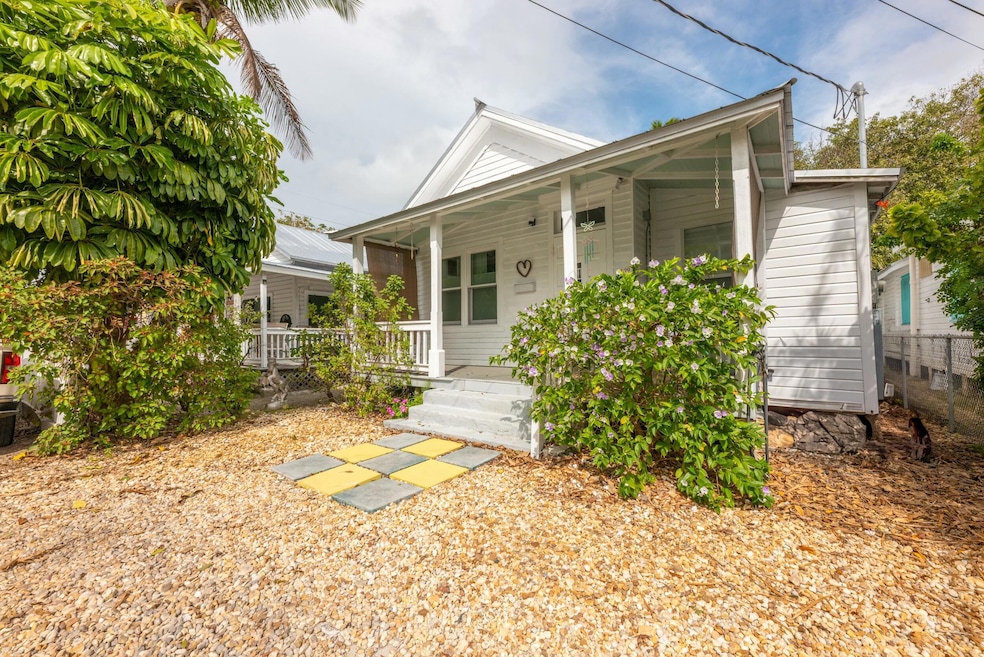 709 Chapman Lane