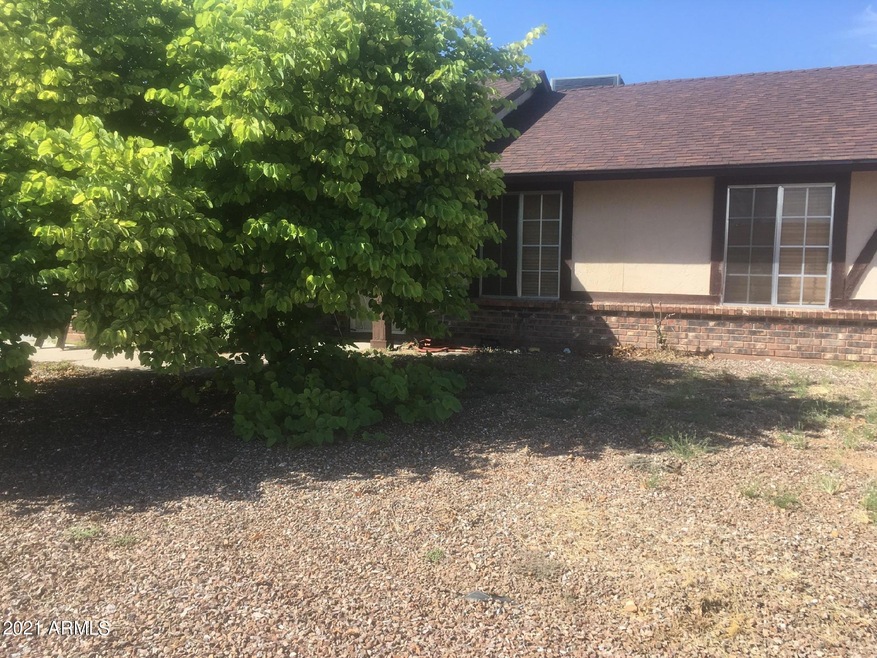 pic of front house