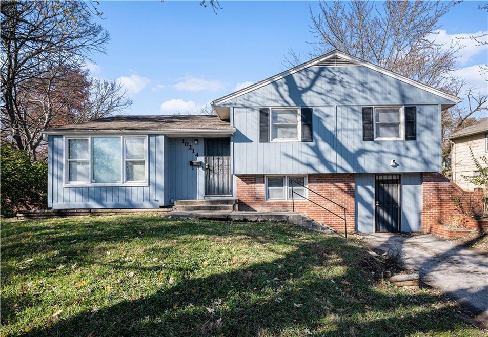 10214 Wheeling Ave, Kansas City, MO 64134 - photo 1