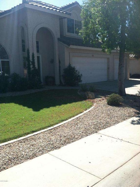 Front of house2