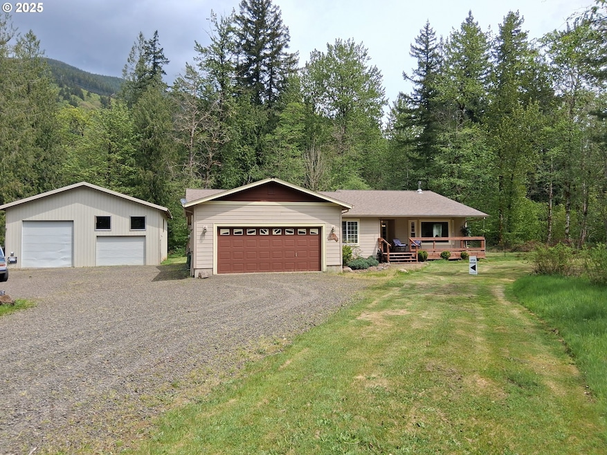 22118 E Yakima Ln, Rhododendron, OR 97049 - photo 1