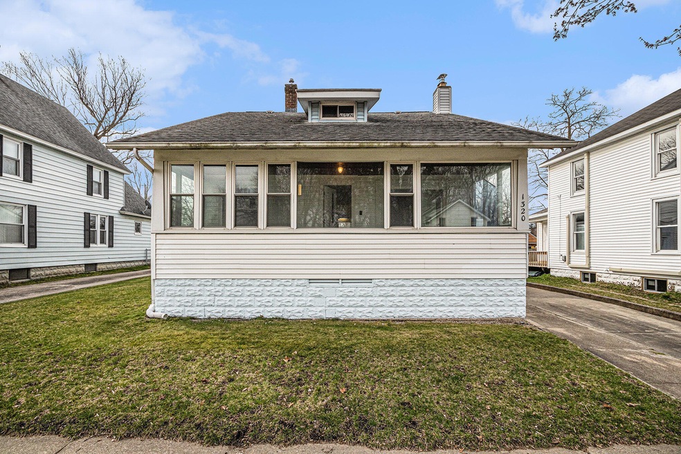 1320 Oak St, Niles, MI 49120 - photo 1