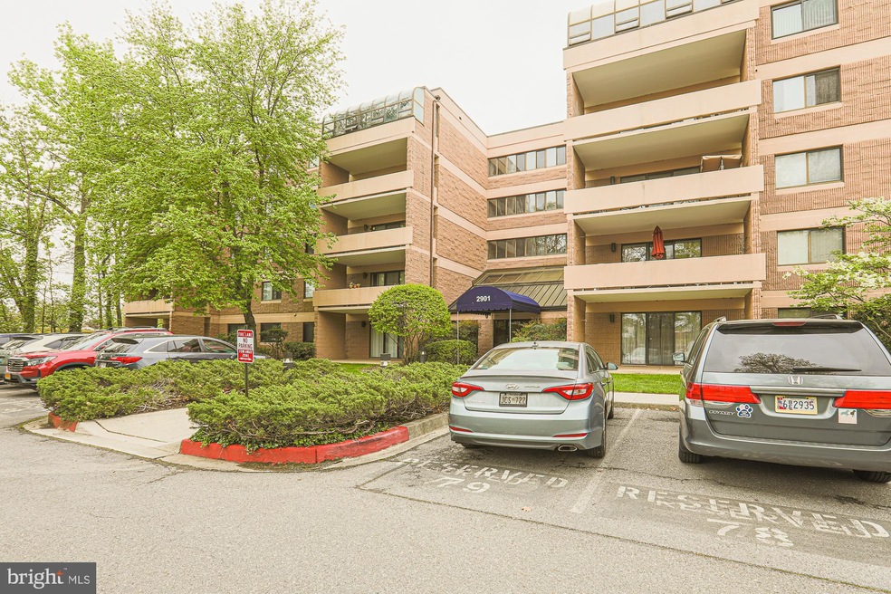 2901 Fallstaff Rd unit 302, Baltimore, MD 21209 - photo 1