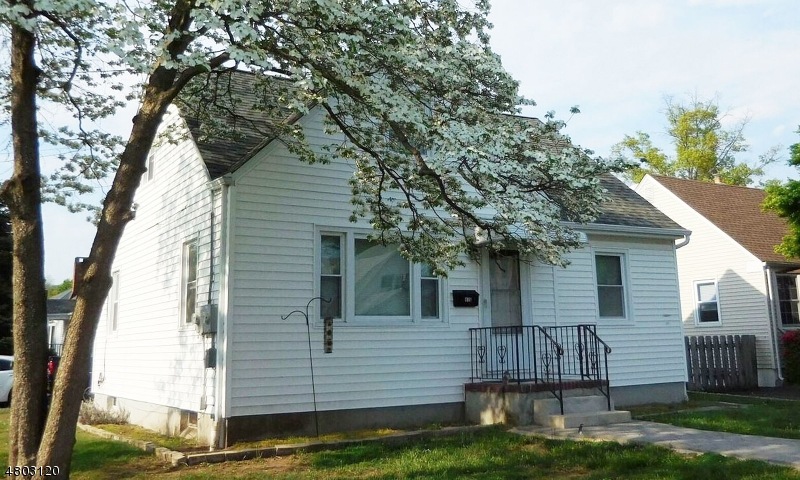 406 Fulton St, Middlesex, NJ 08846 - photo 1