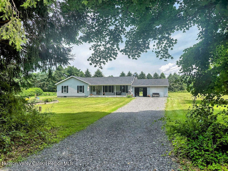 For Sale $650,000 • Co-Listing Agent