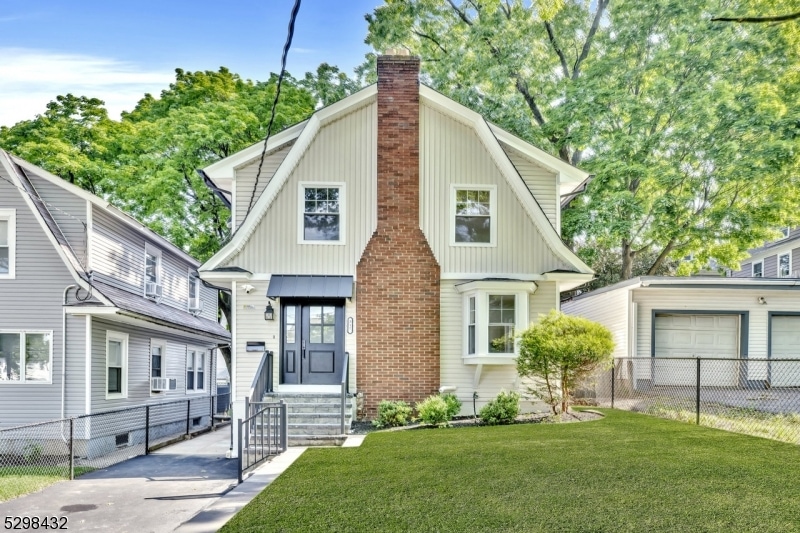 For Rent $4,000/month