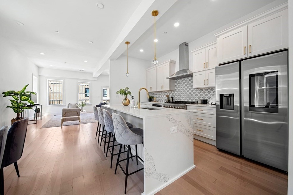 340 Meridian St unit 4, Boston, MA 02128 - photo 1