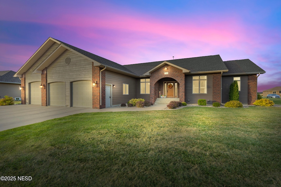 Sold $595,000