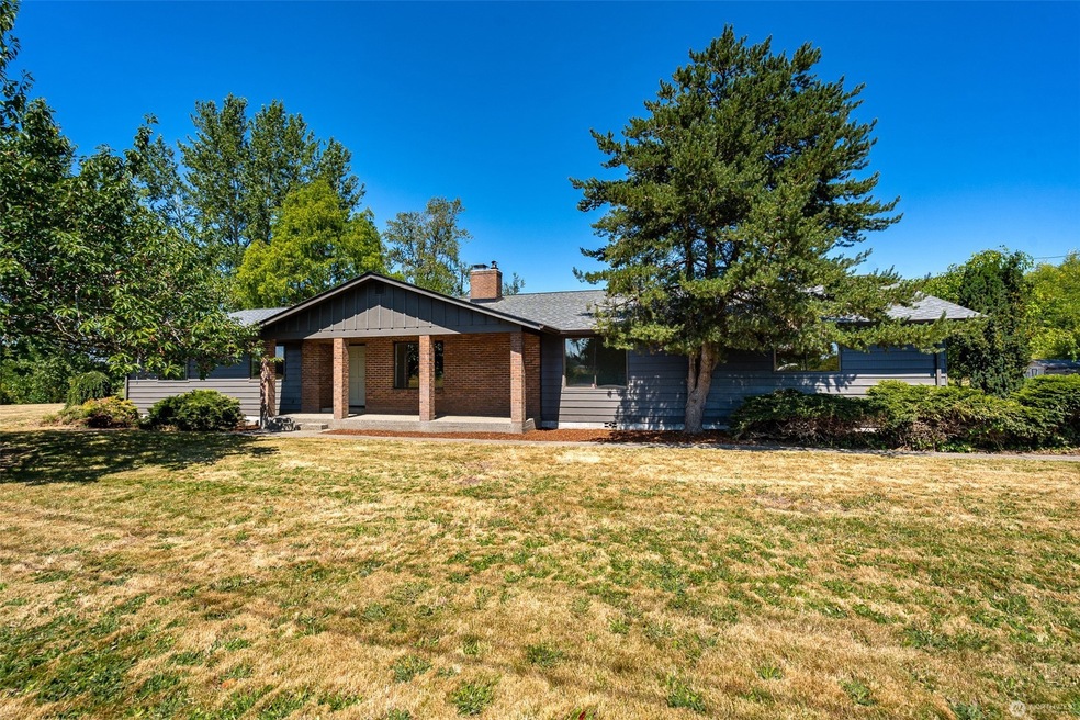 1861 Bishop Rd, Chehalis, WA 98532 - photo 1