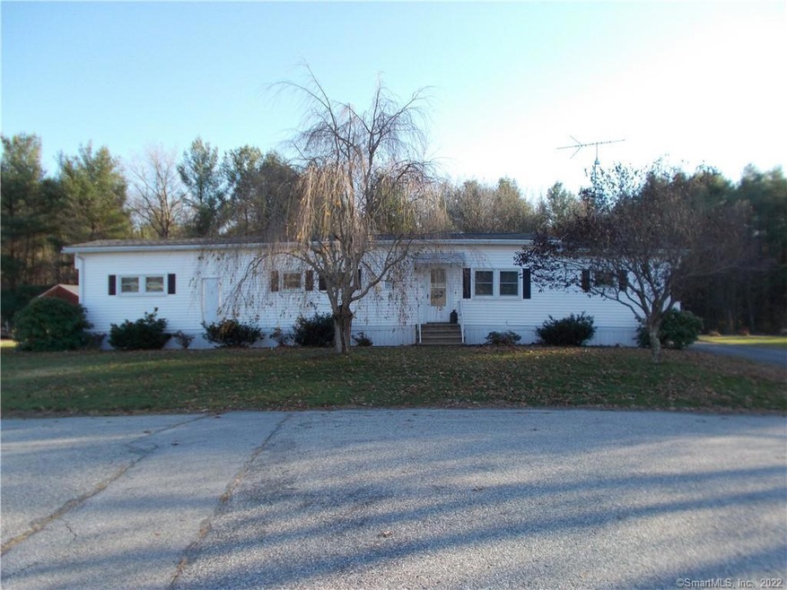 24 Breezy Ln, Quinebaug, CT 06262 - photo 1