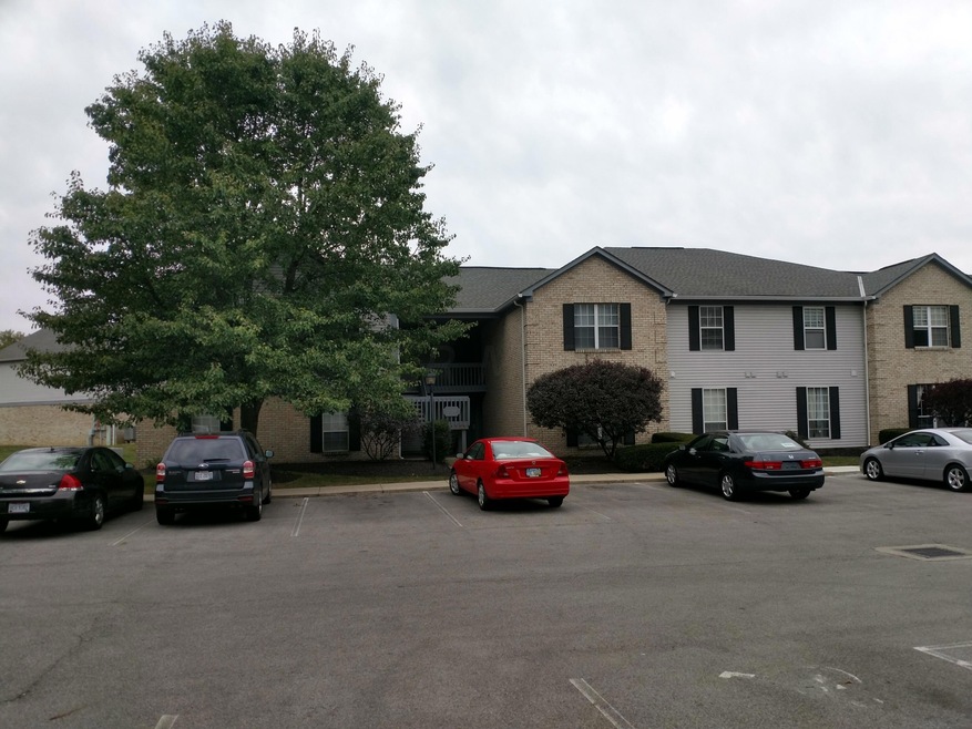 Exterior/Parking