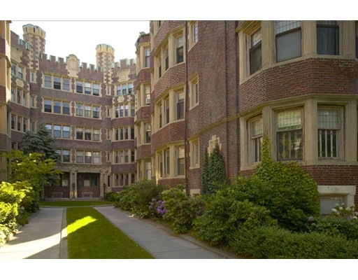 The Castle unit 312, Cambridge, MA 02138 - photo 1