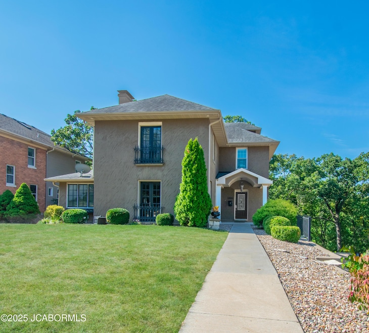 For Sale $550,000