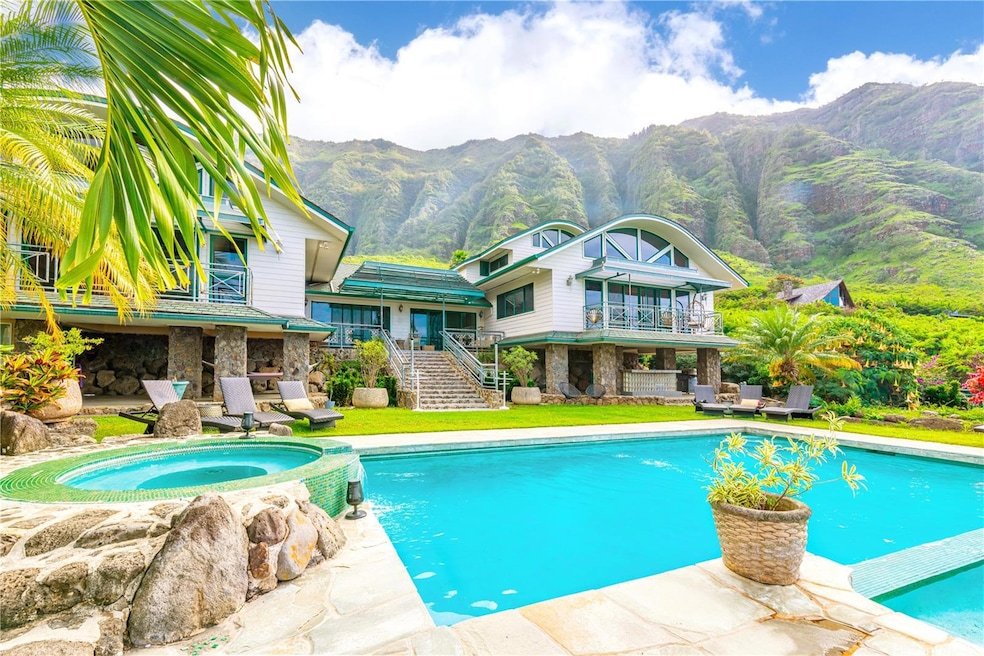 Sold $3,900,000 • Co-Listing Agent