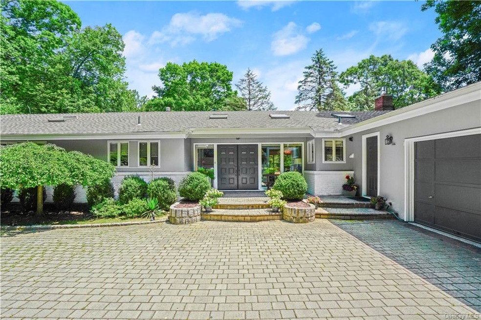 43 Suzanne Ln, Pleasantville, NY 10570 - photo 1