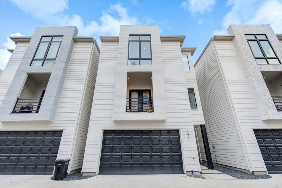 822 Wakefield Dr unit B, Houston, TX 77018 - photo 1