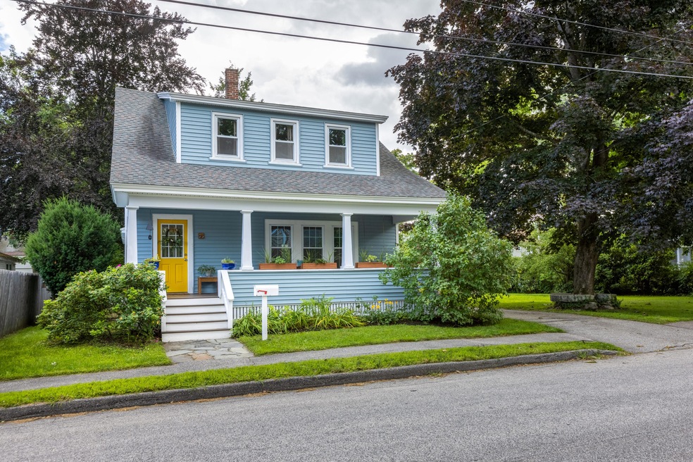 Welcome to 15 Locke St Saco