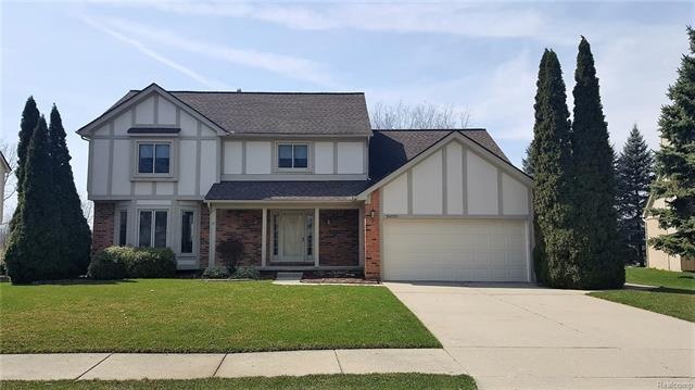GREAT CURB APPEAL