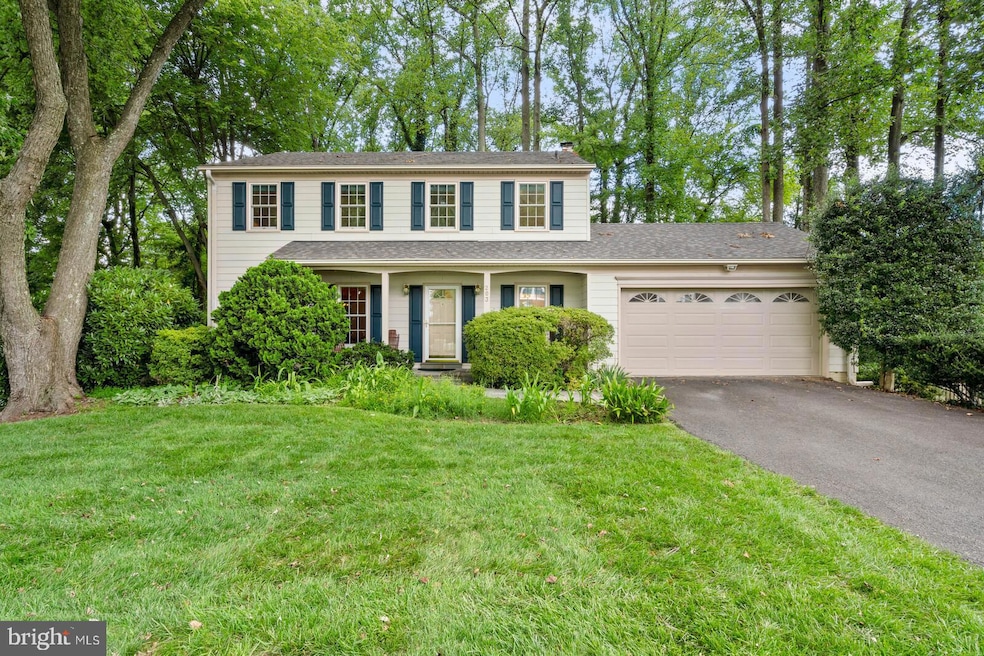 203 Owaissa Ct SE, Vienna, VA 22180 - photo 1