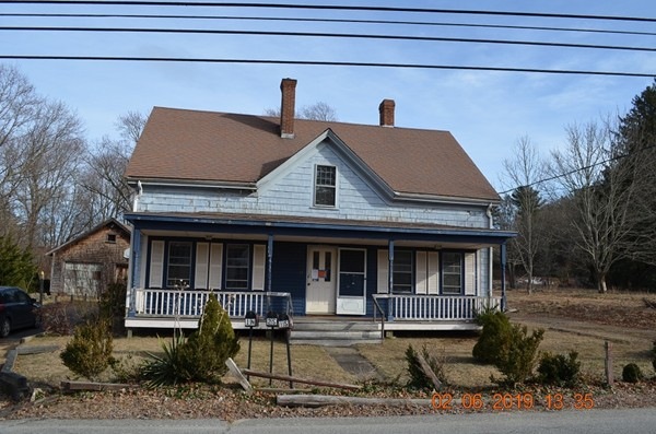 13 Green St, Carver, MA 02330 - photo 1