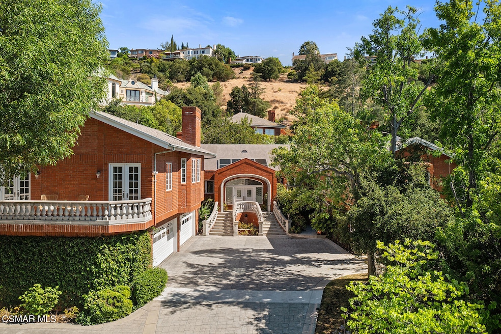 Under Contract $3,199,000