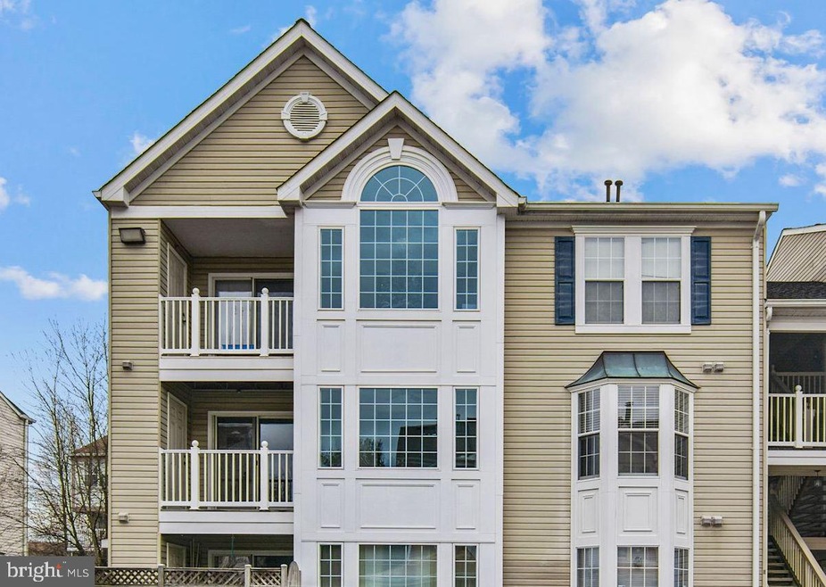 8317 Bluebird Way unit H, Lorton, VA 22079 - photo 1