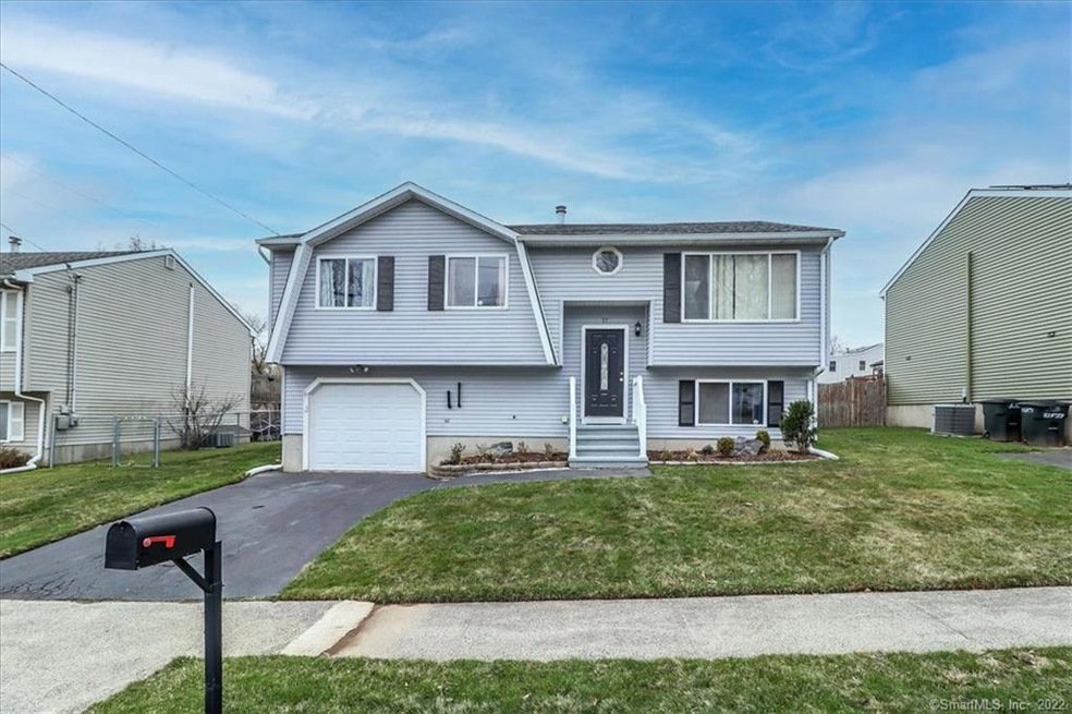 17 Lattanzi St, West Haven, CT 06516 - photo 1