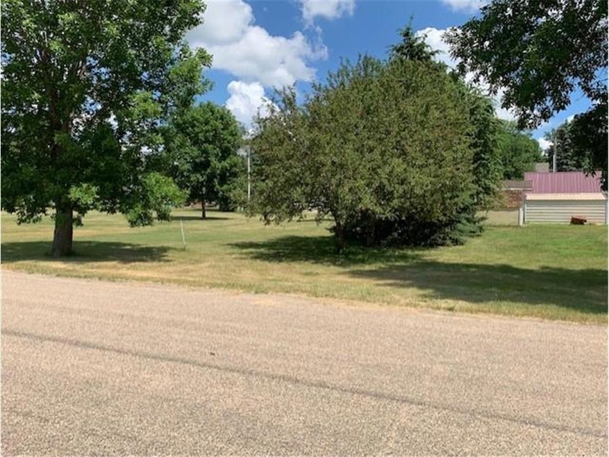 Lot 7