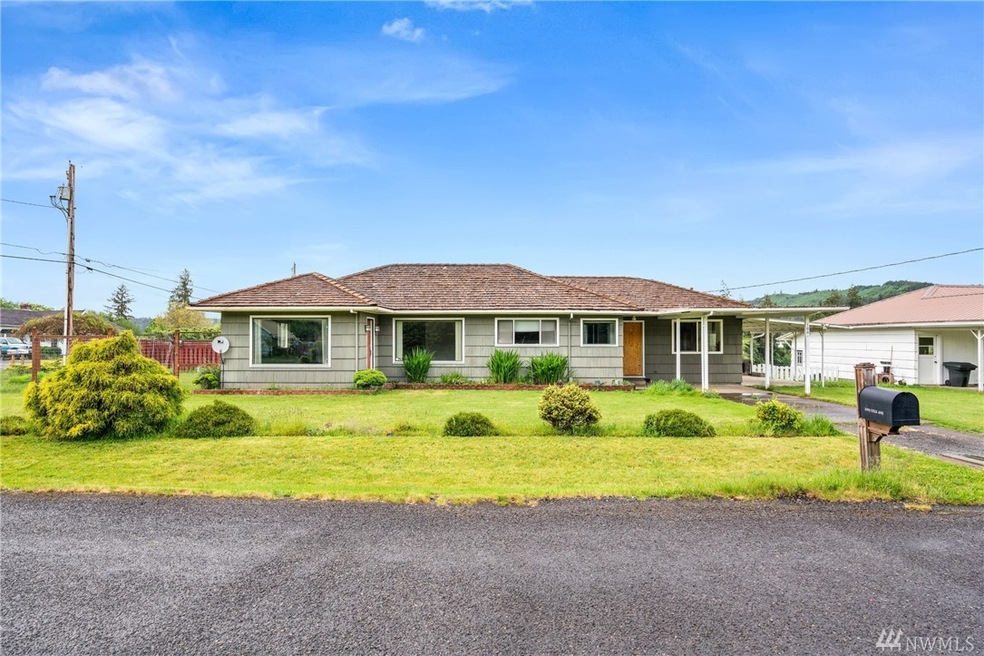 1001 Cole Ave, Raymond, WA 98577 - photo 1