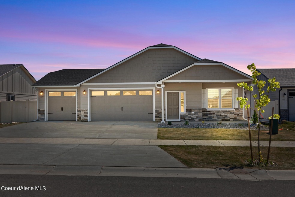 Home built in 2022!