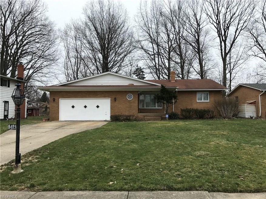 5419 Holly Rd, Bedford, OH 44146 - photo 1