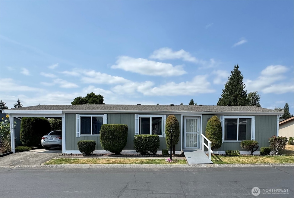 707 37th St SE unit 17, Auburn, WA 98002 - photo 1