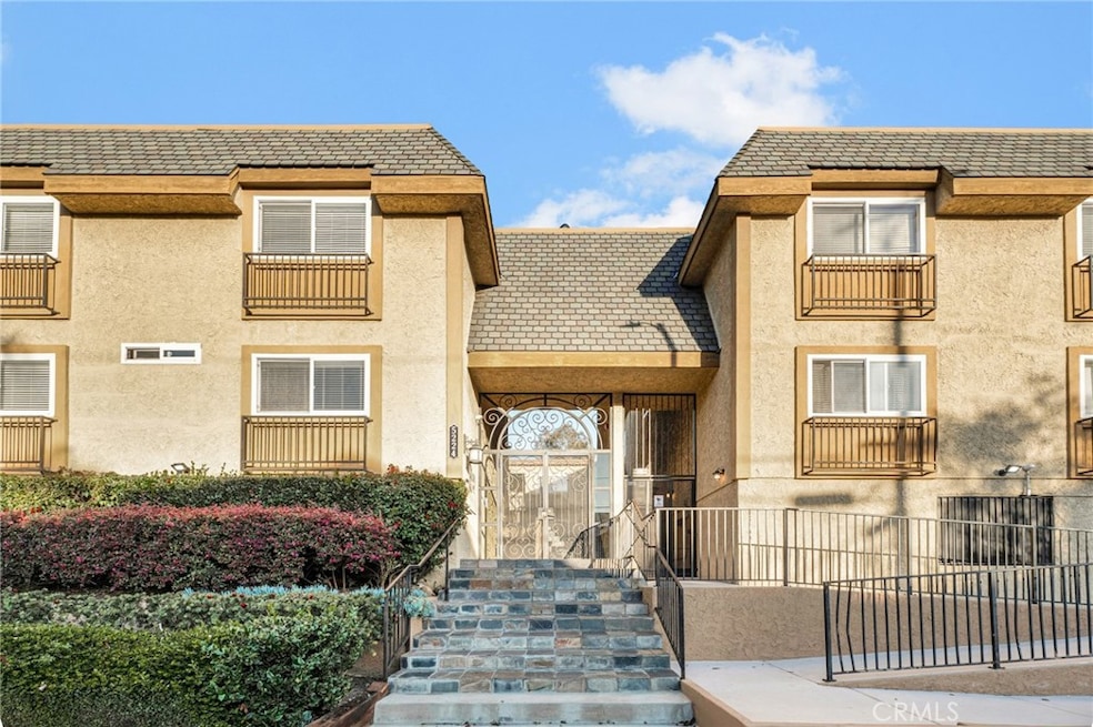 5224 Denny Ave unit 209, North Hollywood, CA 91601 - photo 1