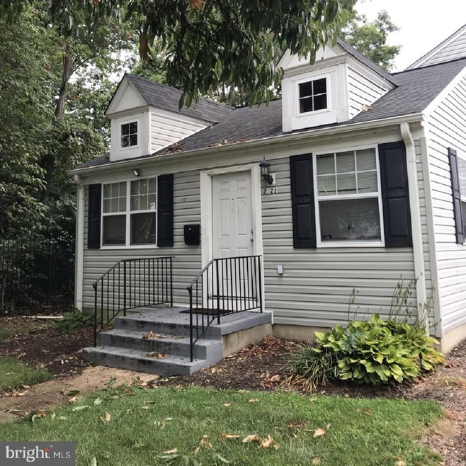 2521 Kent Town Place, Hyattsville, MD 20785 - photo 1