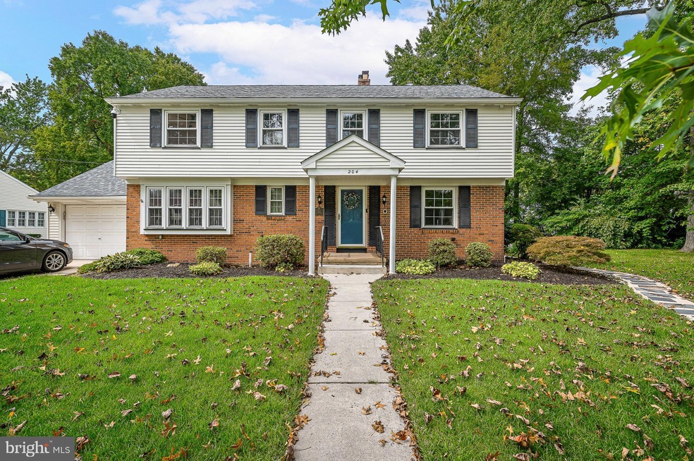 204 Westwood Ct, West Deptford, NJ 08096 - photo 1